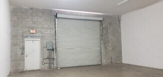 Plus de détails pour 7863 Drew Cir, Fort Myers, FL - Industriel à louer