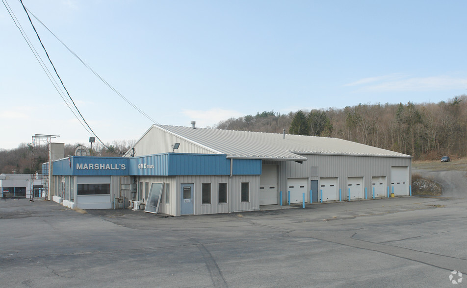 2341 US Route 9w, Ravena, NY à vendre - Photo principale - Image 1 de 1