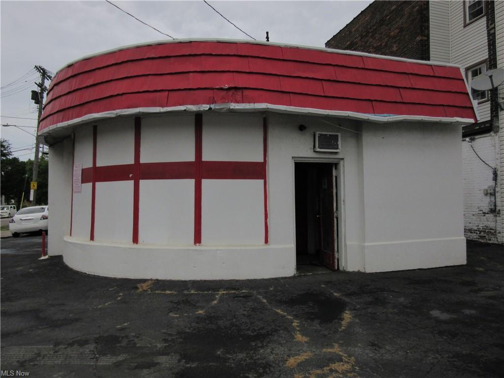 6101 St Clair Ave, Cleveland, OH à vendre Photo du bâtiment- Image 1 de 1