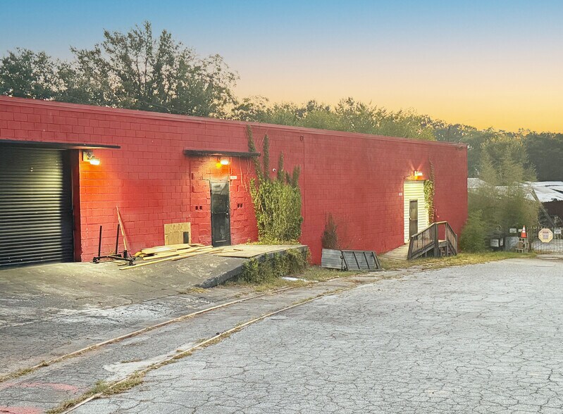 1824 Murphy Ave SW, Atlanta, GA à vendre - Photo du bâtiment - Image 3 de 4