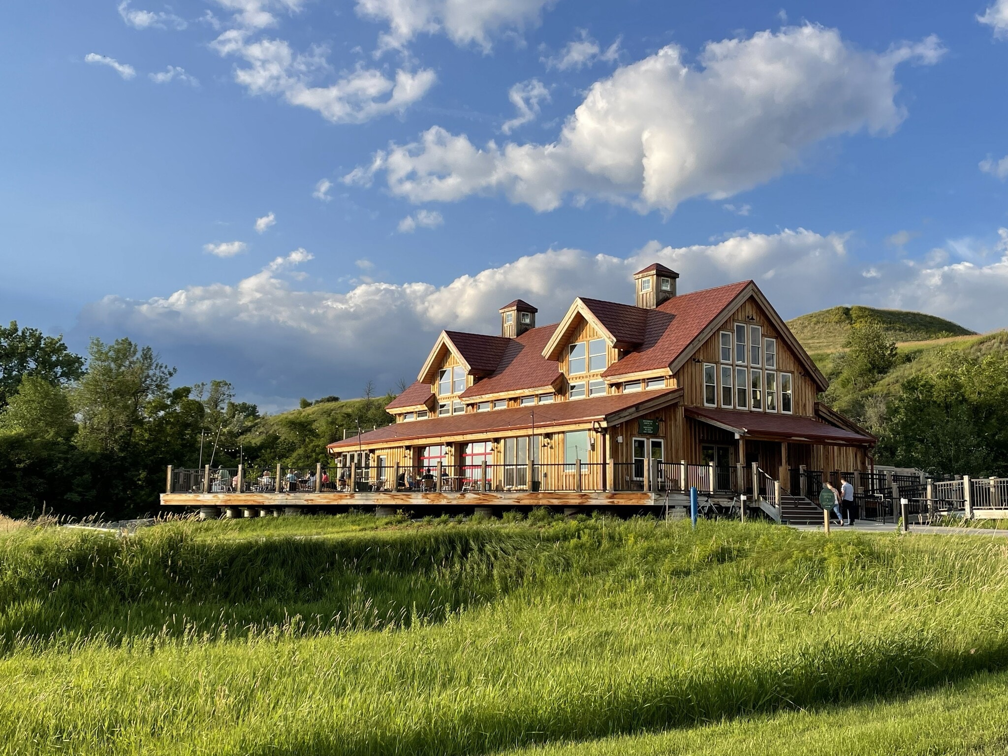 1700 River Rd, Bismarck, ND for lease Interior Photo- Image 1 of 16