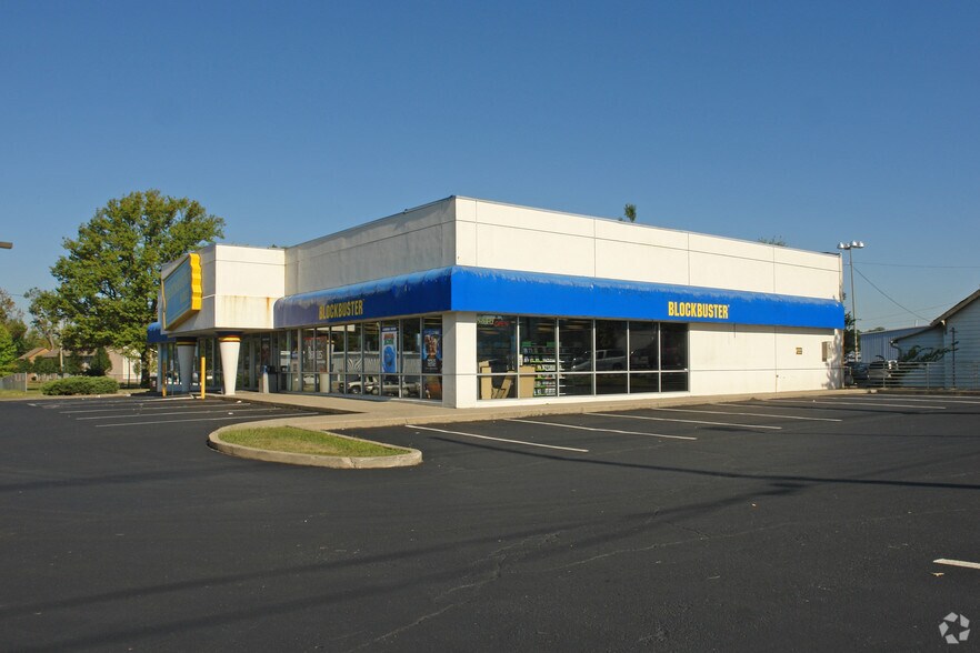 5326-5346 Dixie Hwy, Louisville, KY à vendre - Photo du bâtiment - Image 2 de 3