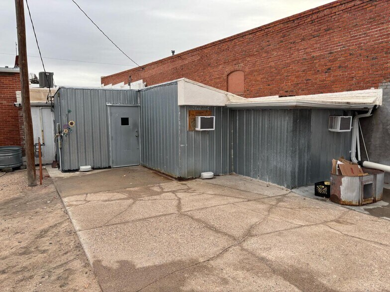 617 Broadway, Imperial, NE à vendre - Photo du bâtiment - Image 2 de 24