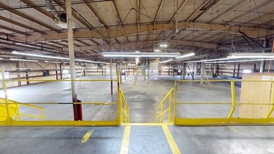 481 Sullivan Ave, South Windsor, CT for lease Interior Photo- Image 2 of 12