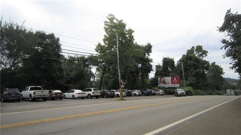 2800 Freeport Rd, Springdale, PA à vendre - Photo du bâtiment - Image 2 de 24
