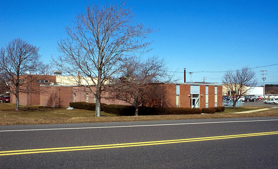 137 US Highway 202, Ringoes, NJ à louer - Photo du bâtiment - Image 2 de 13