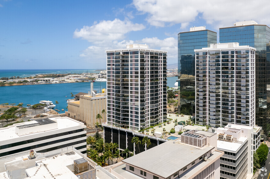 700 Richards St, Honolulu, HI à vendre - Photo du bâtiment - Image 1 de 1