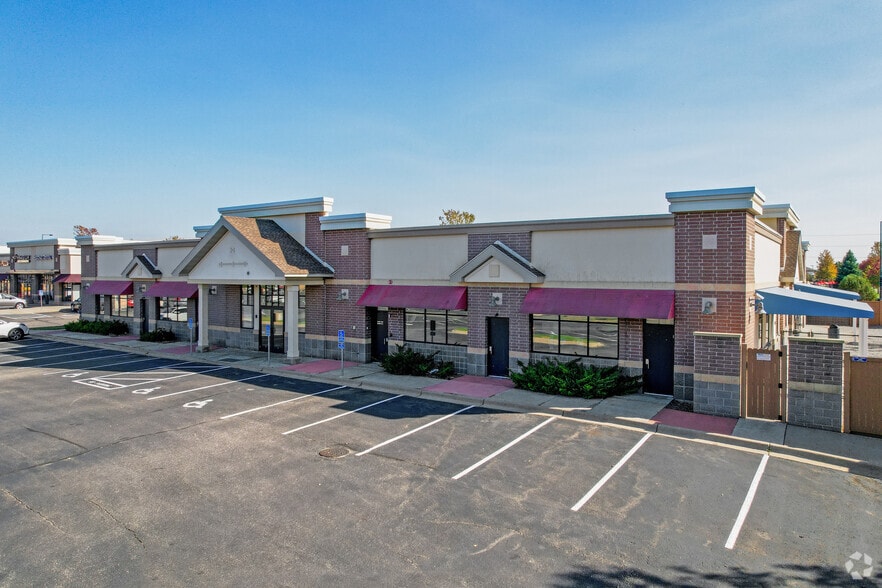 9600-9786 Colorado Ln N, Brooklyn Park, MN for lease - Building Photo - Image 2 of 11