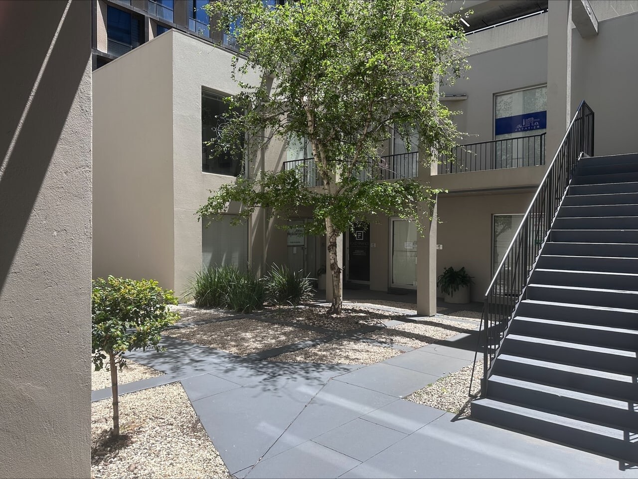 209 Toorak Rd, South Yarra for lease Primary Photo- Image 1 of 2