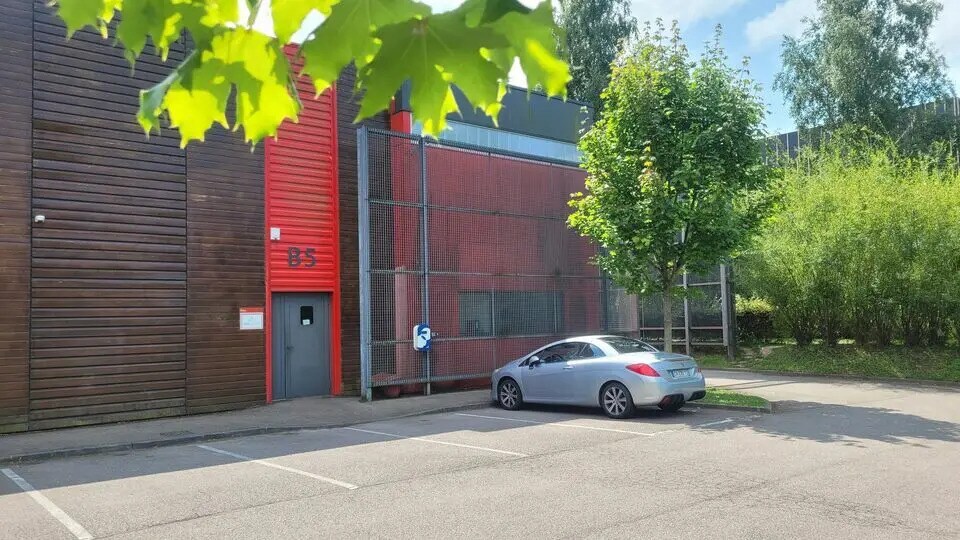 Flex dans Rouen à louer - Photo du bâtiment - Image 1 de 11