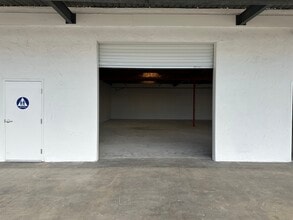 2686 N Clovis Ave, Fresno, CA for lease Building Photo- Image 2 of 9