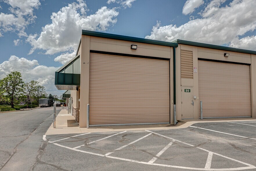18596 Longs Way, Parker, CO à vendre - Photo du bâtiment - Image 2 de 12