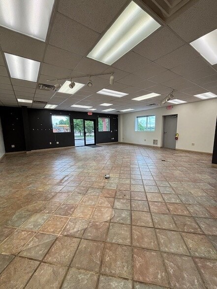 668 Maratech Ave, Marathon City, WI for lease - Building Photo - Image 3 of 7