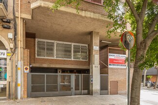 Plus de détails pour Multi-résidentiel à vendre