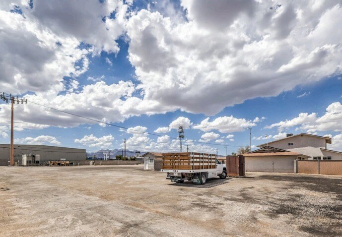 3850 Leon Ave, Las Vegas, NV à vendre - Photo du bâtiment - Image 3 de 28