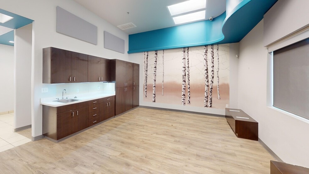 5341 W University Dr, McKinney, TX for sale - Interior Photo - Image 3 of 12