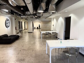 8447 Wilshire Blvd, Beverly Hills, CA for lease Interior Photo- Image 1 of 4