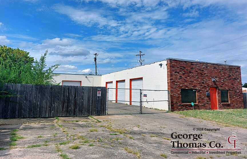 3227 E Woodrow St, Tulsa, OK for lease Building Photo- Image 1 of 9