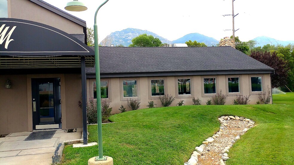2230 N University Pky, Provo, UT à louer - Photo du bâtiment - Image 3 de 21