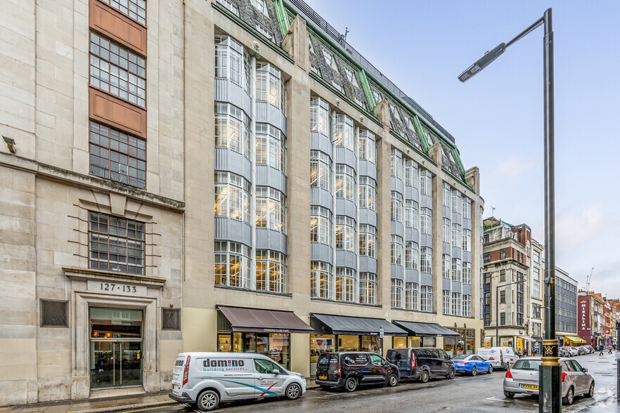 135-141 Wardour St, Londres à louer - Photo du bâtiment - Image 2 de 2