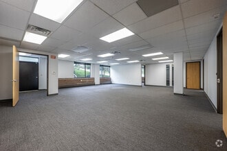 600 N Bell Ave, Carnegie, PA à louer Photo intérieure- Image 2 de 9