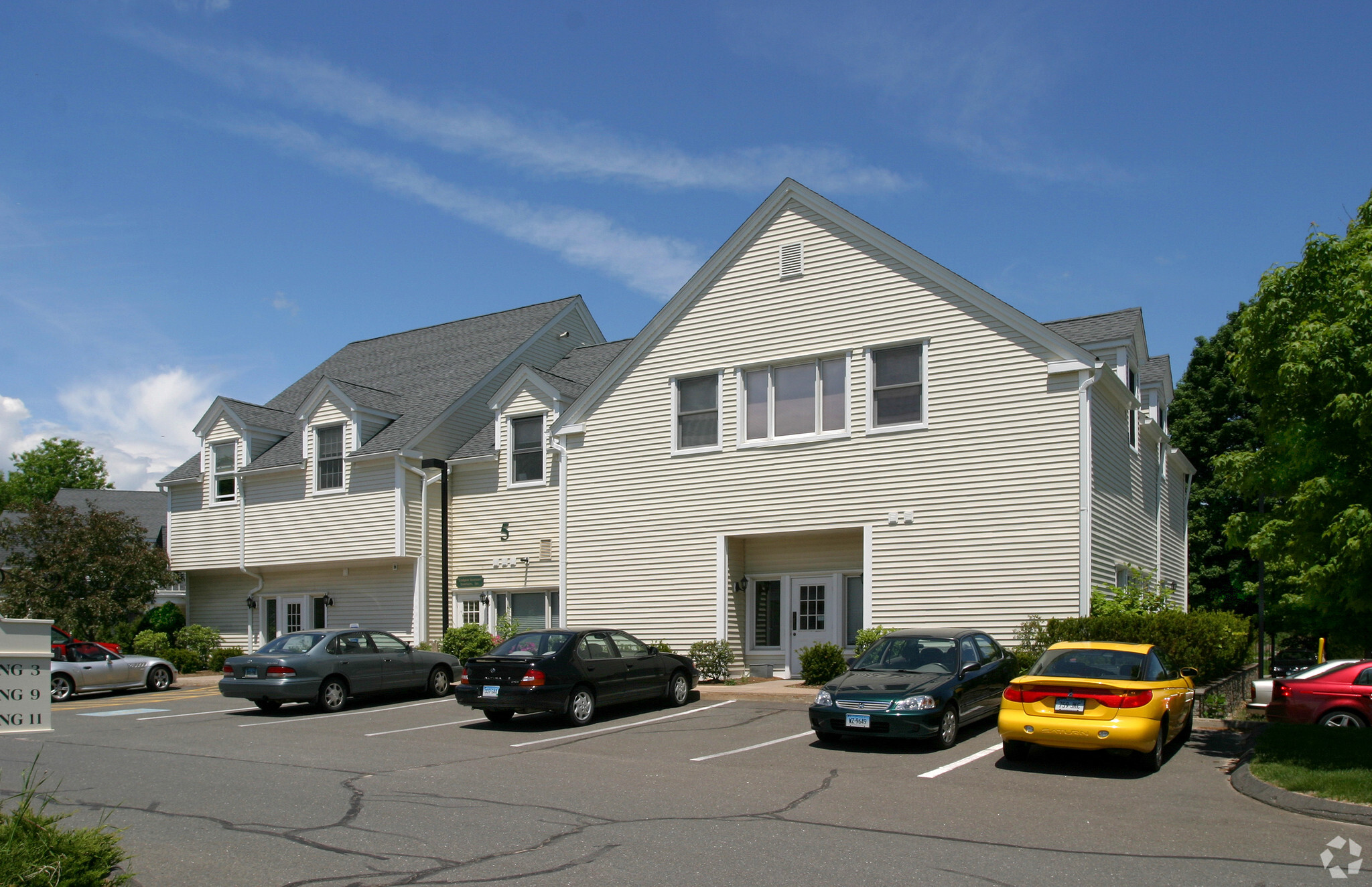 5 Melrose Dr, Farmington, CT for lease Primary Photo- Image 1 of 3