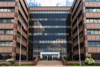 Plus de détails pour 6400 Shafer Ct, Rosemont, IL - Bureau à louer