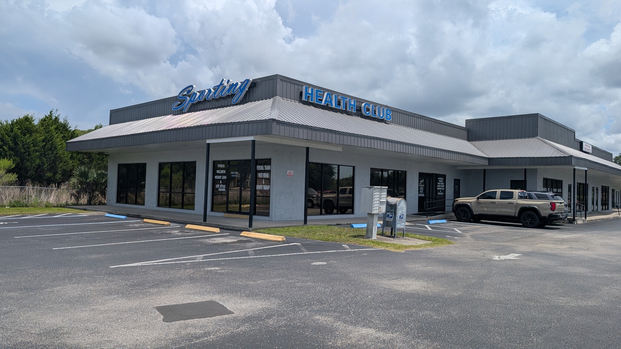 1020 NE 5th St, Crystal River, FL for lease Building Photo- Image 1 of 38