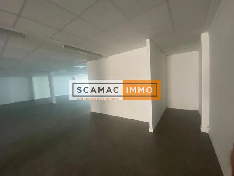 Industrial in Boulogne-Billancourt for lease - Interior Photo - Image 3 of 10