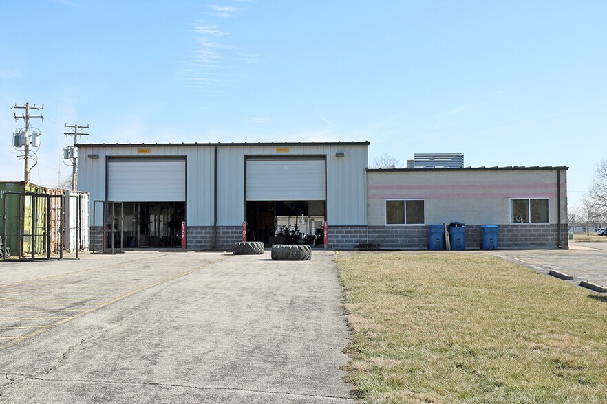 18 Kettle River Dr, Glen Carbon, IL à vendre - Photo du bâtiment - Image 3 de 12