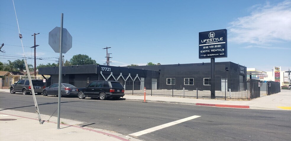 17721 Sherman Way, Reseda, CA à vendre - Photo du bâtiment - Image 3 de 49