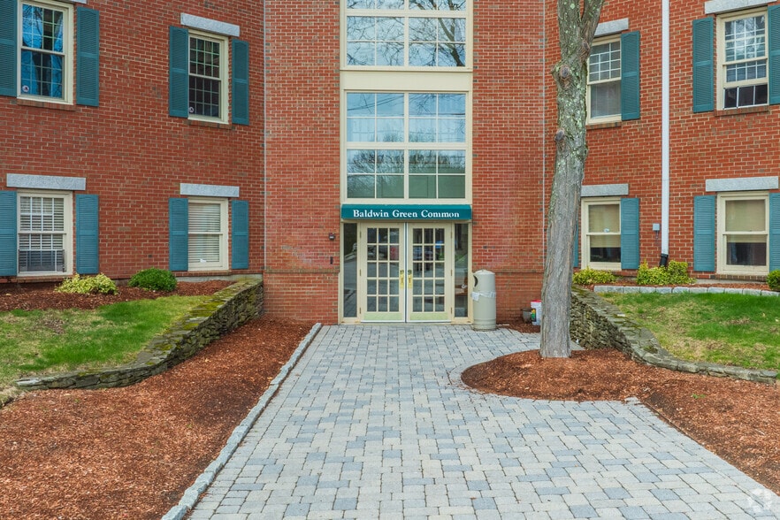 3 Baldwin Green Cmn, Woburn, MA for sale - Building Photo - Image 3 of 5