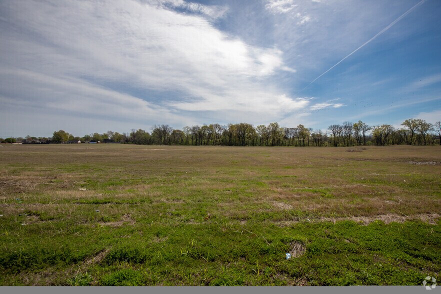2900 W Main St, Jenks, OK à vendre - Photo du bâtiment - Image 3 de 4