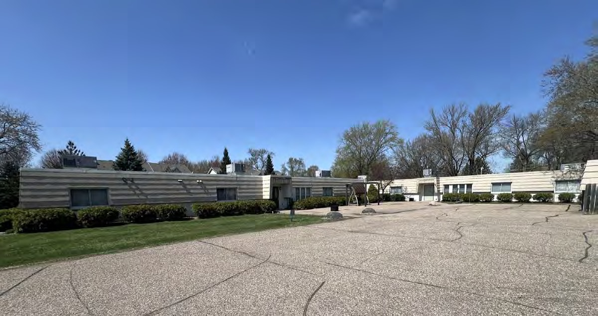 2483 109th Ave NW, Minneapolis, MN for sale Primary Photo- Image 1 of 4