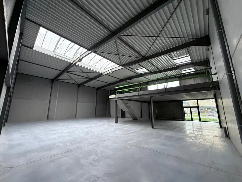 Flex dans Le Mesnil-Amelot à louer - Photo intérieure - Image 2 de 10