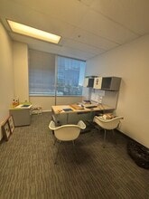 1585 Kapiolani Blvd, Honolulu, HI for lease Building Photo- Image 2 of 6