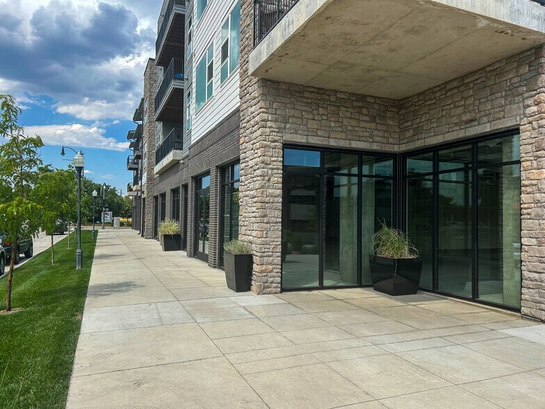 235 E South Boulder Rd, Lafayette, CO à louer - Photo du bâtiment - Image 2 de 4
