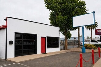 10016 N Cave Creek Rd, Phoenix, AZ for lease Building Photo- Image 1 of 7