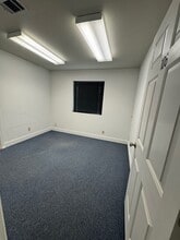 2019 Clovis R Barker Rd, San Marcos, TX for lease Interior Photo- Image 2 of 4