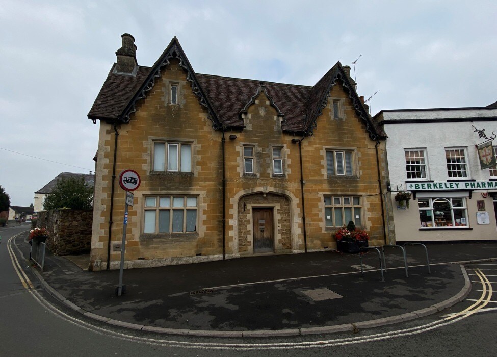 16 Market Pl, Berkeley for sale Building Photo- Image 1 of 1