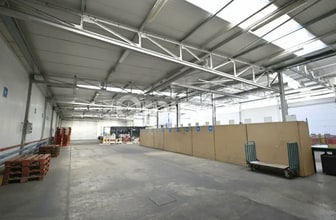 Office in Saint-Genis-Laval for lease Interior Photo- Image 2 of 10