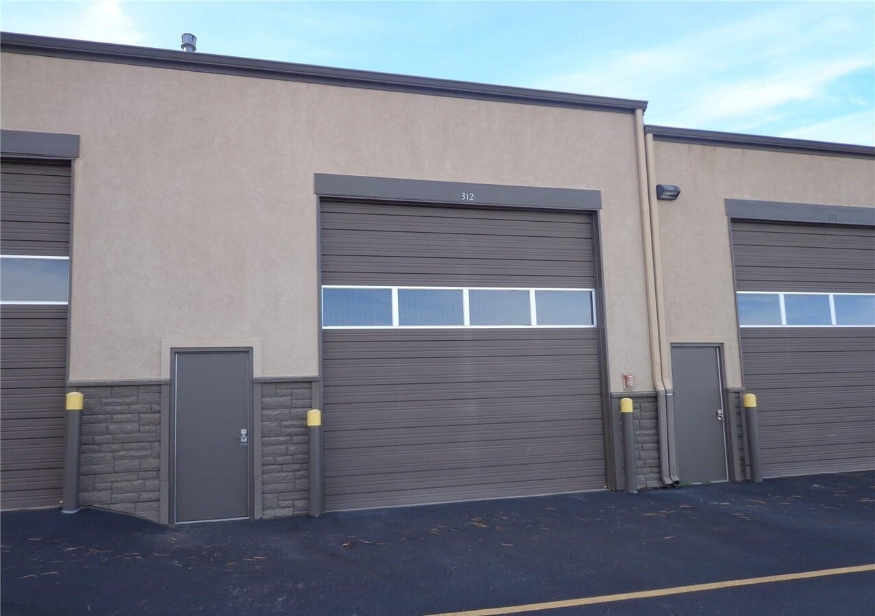 29320 Industrial Way, Evergreen, CO 80439 - Unit 312 - - Interior Photo - Image 1 of 2