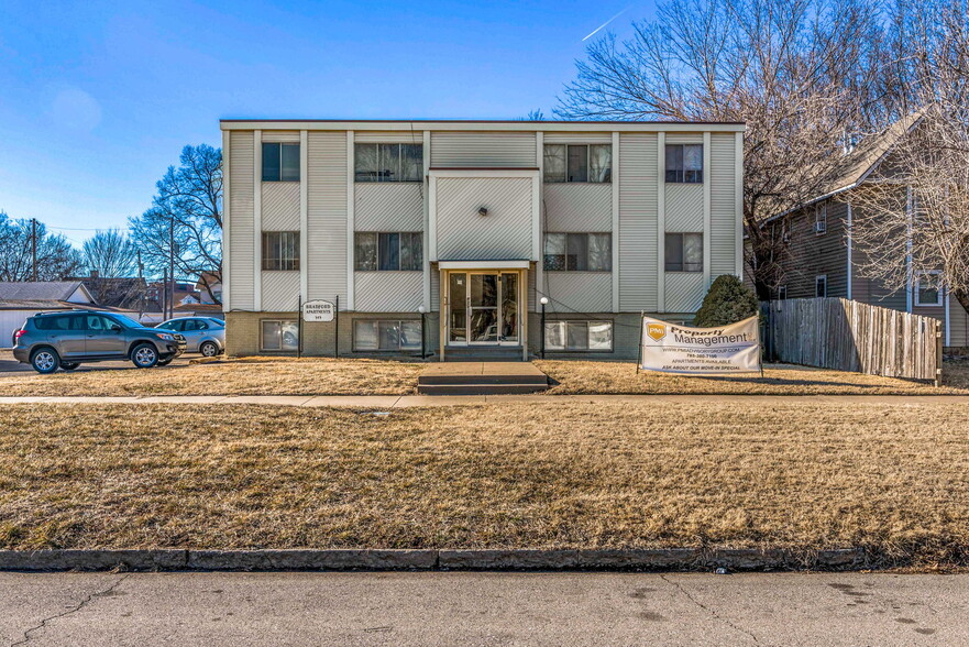 515 SW Buchanan St, Topeka, KS à vendre - Photo du bâtiment - Image 1 de 1