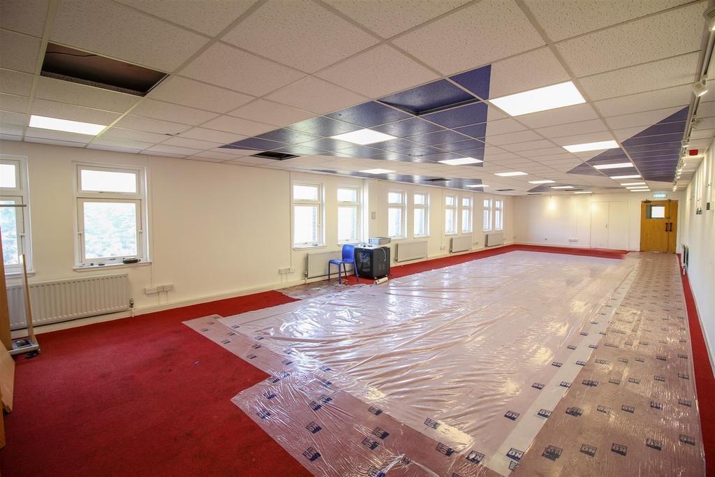 Hamilton Rd, Hawick for lease Building Photo- Image 1 of 17