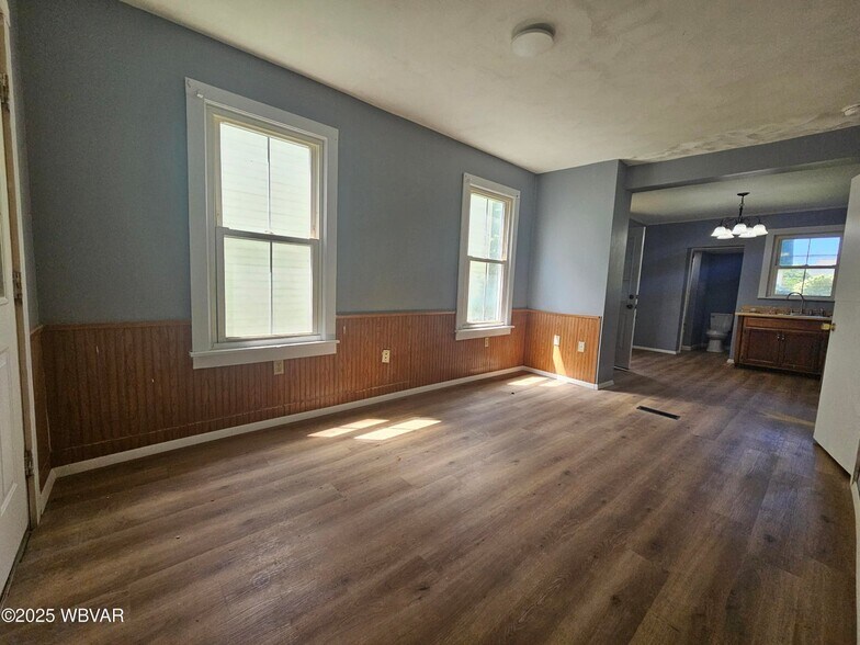 613 Green St, Williamsport, PA à vendre - Photo du bâtiment - Image 2 de 8