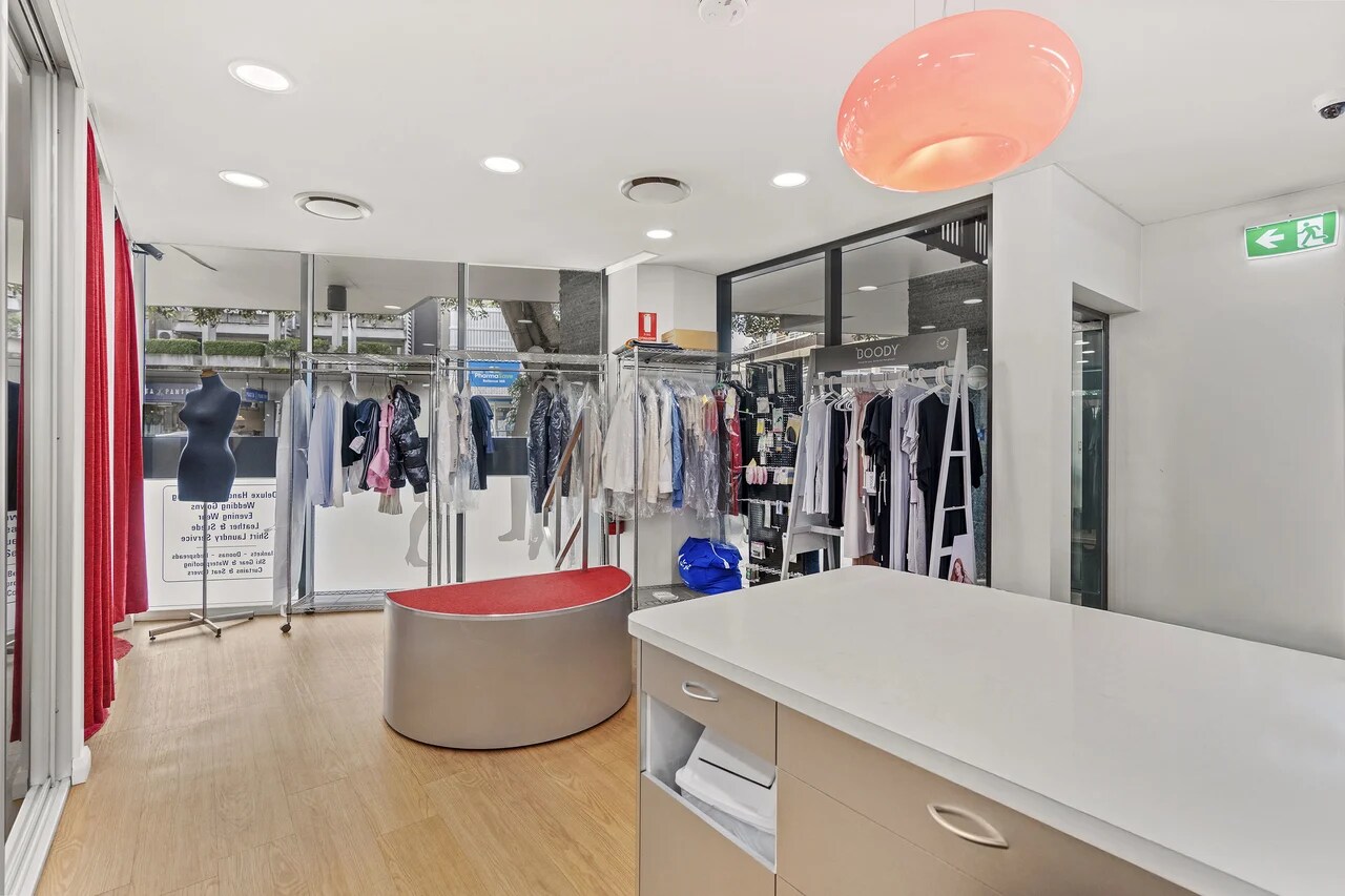 8 Bellevue Rd, Bellevue Hill, NSW 2023 - Unit 2 -  - Interior Photo - Image 1 of 4