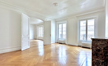 4 Rue Saint-Florentin, Paris for lease Interior Photo- Image 2 of 6