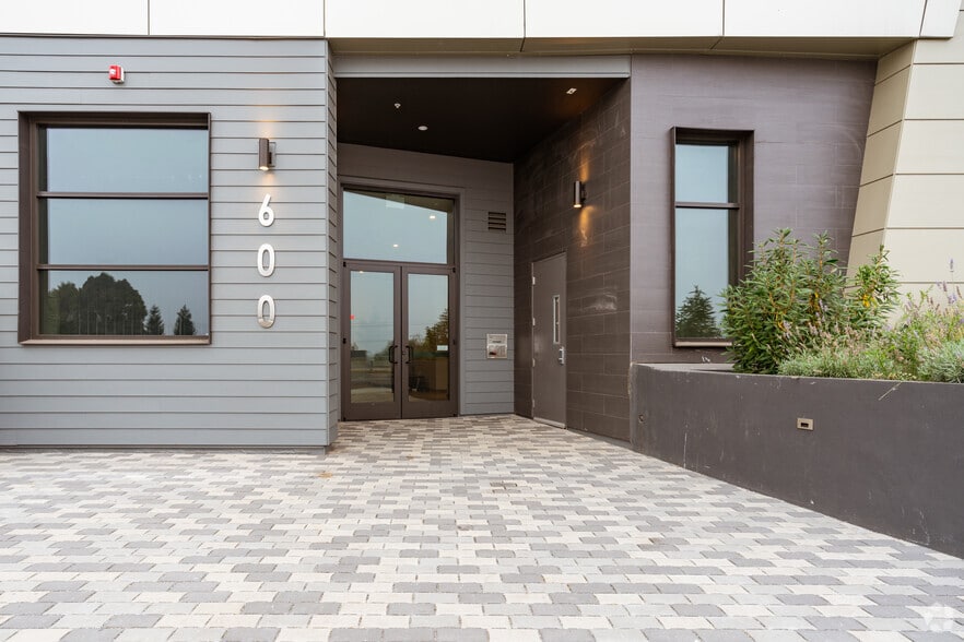 600 El Camino Real, Belmont, CA for sale - Building Photo - Image 3 of 5