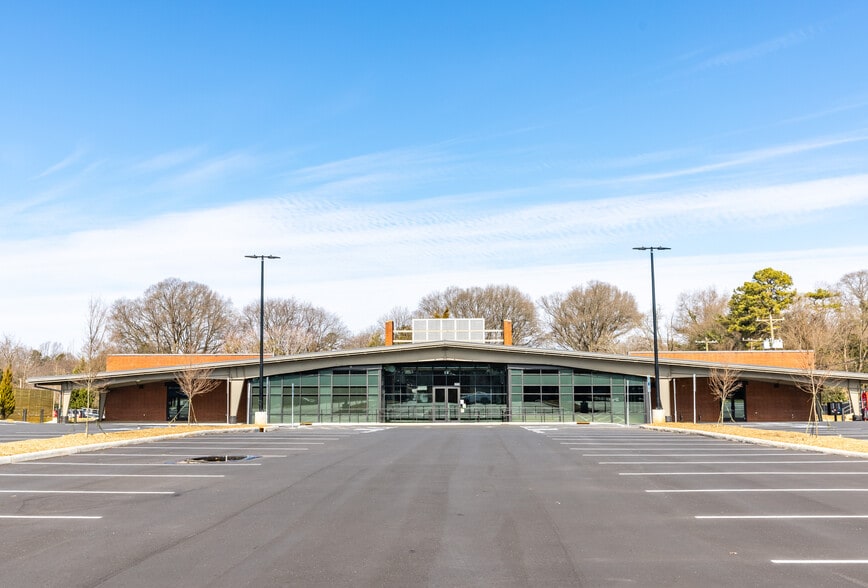 3512 Wilkinson Blvd, Charlotte, NC for lease - Building Photo - Image 3 of 10