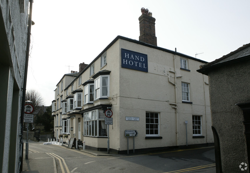 Mostyn St, Llangollen à vendre - Photo du bâtiment - Image 2 de 5